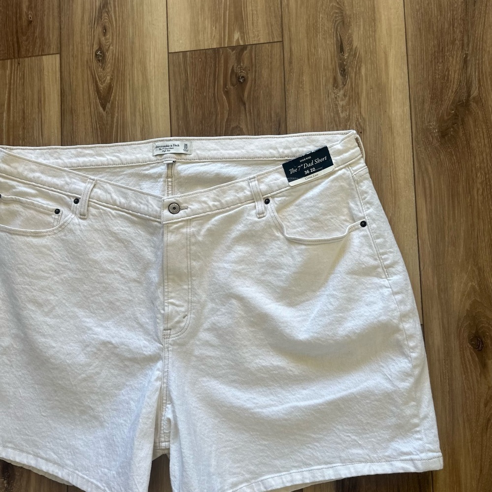 Abercrombie & Fitch womens high rise the 7” dad short size 36/23 NWT - Picture 3 of 5